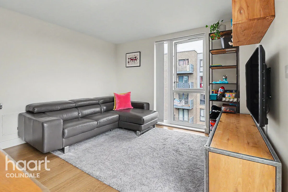 Charcot Road, NW9, photo 4