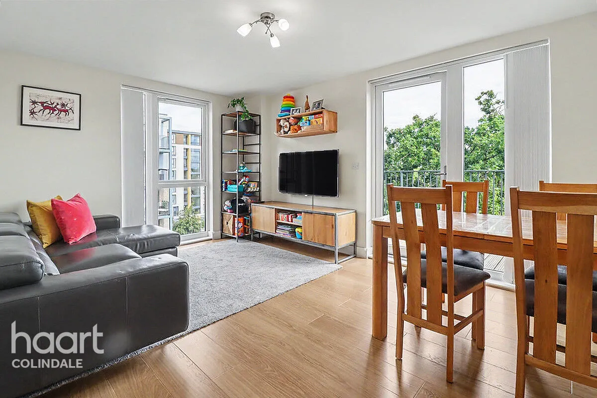 Charcot Road, NW9, photo 2