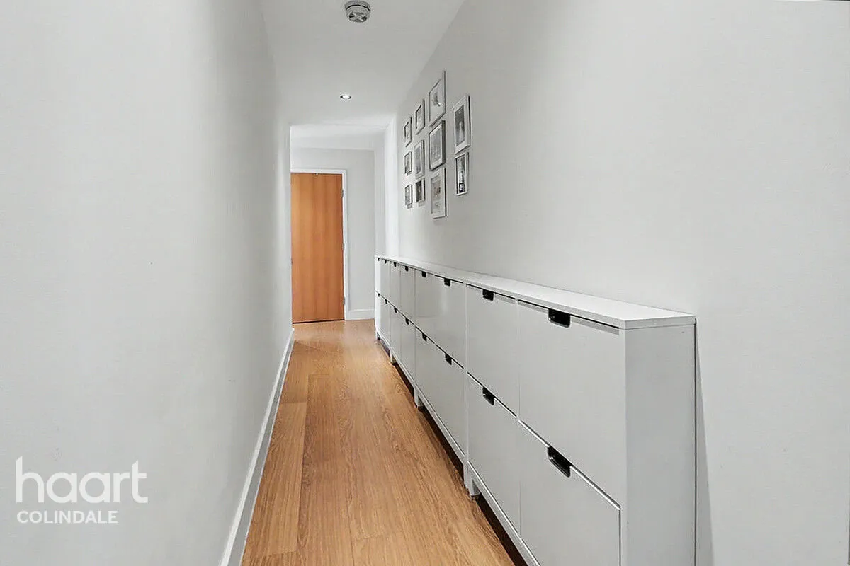 Charcot Road, NW9, photo 7
