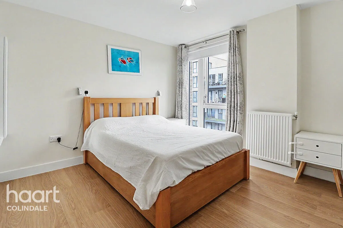 Charcot Road, NW9, photo 8
