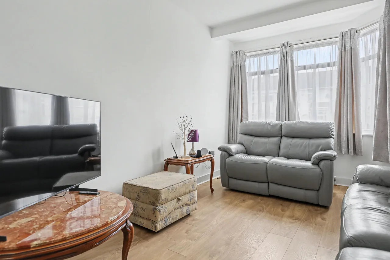 Lombard Avenue, Enfield, EN3, photo 6