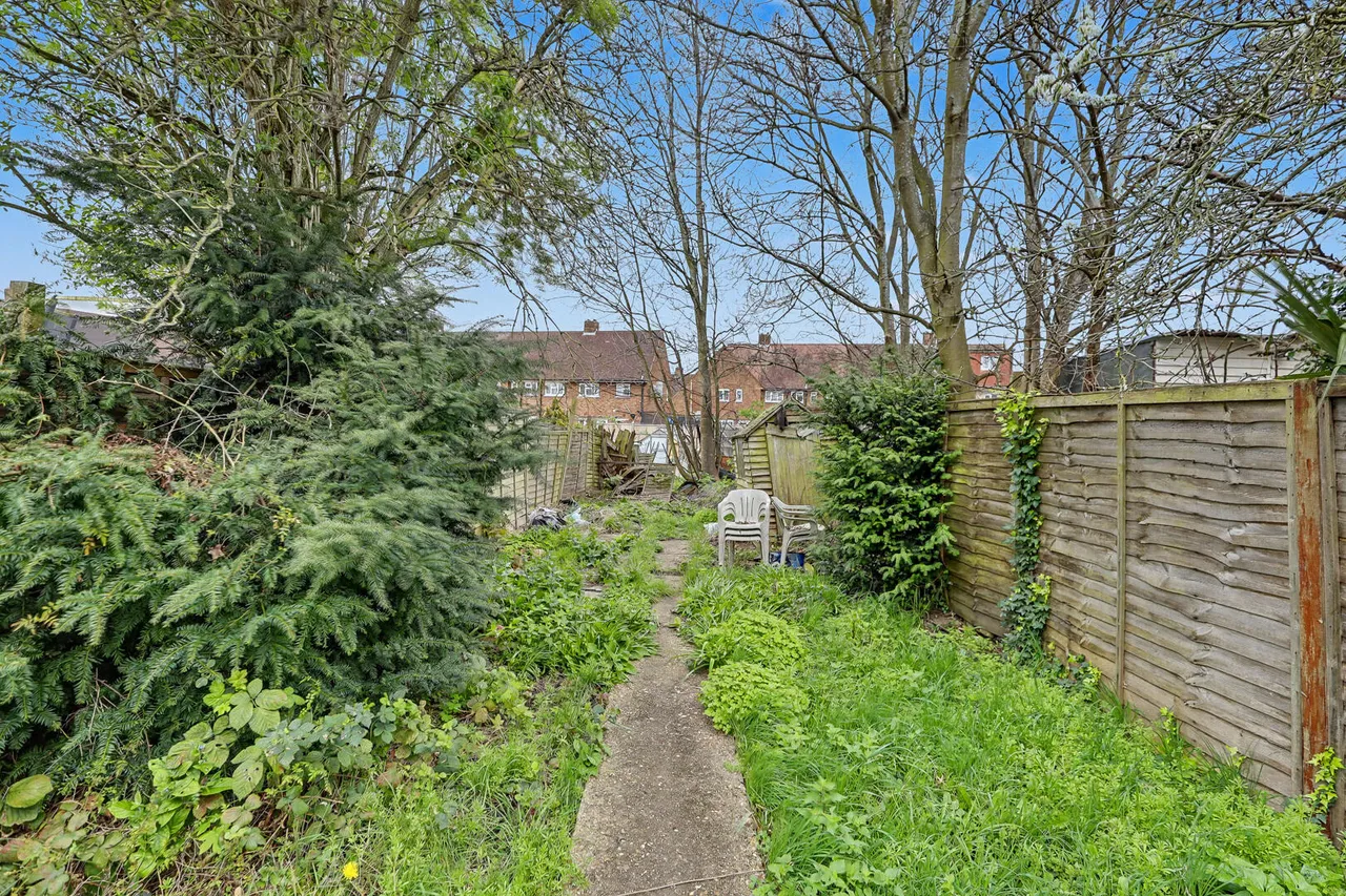 Lombard Avenue, Enfield, EN3, photo 19