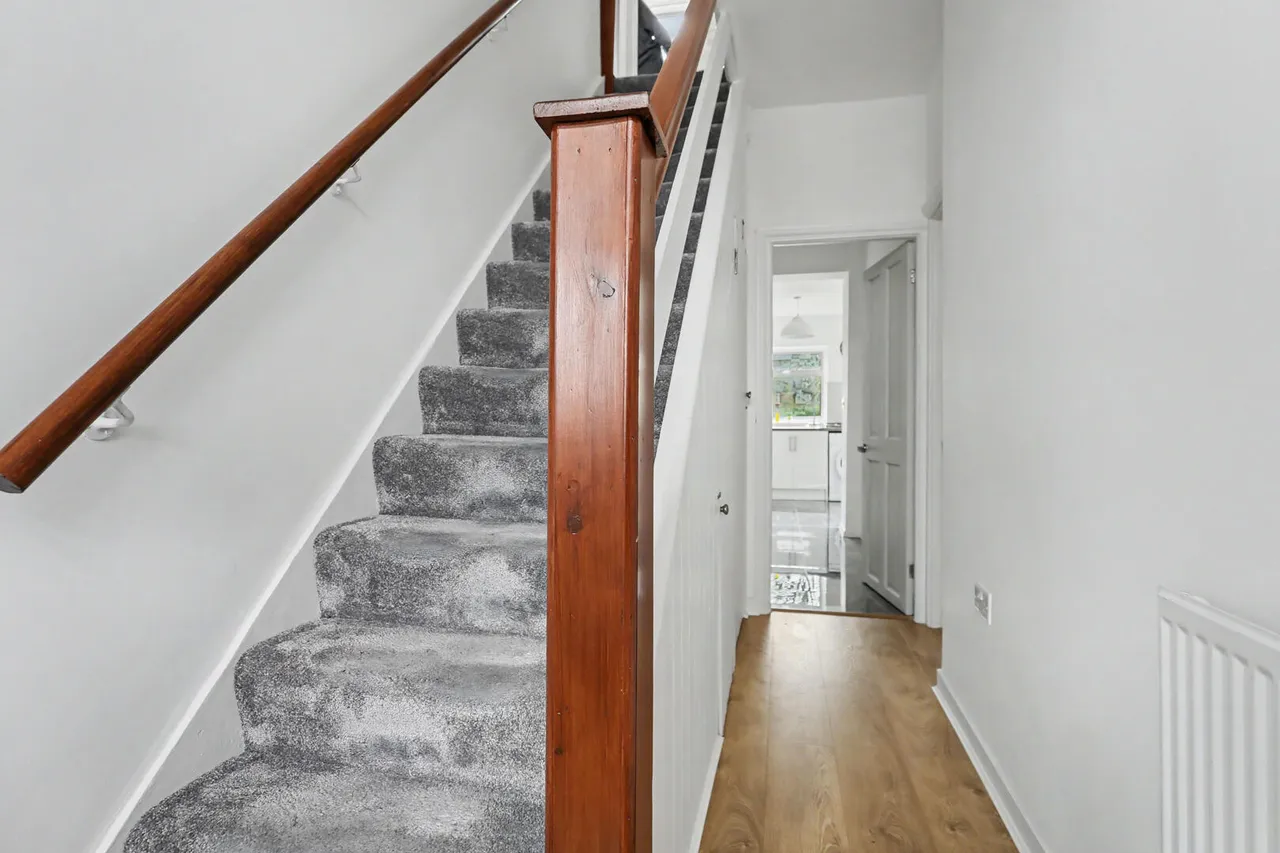Lombard Avenue, Enfield, EN3, photo 9
