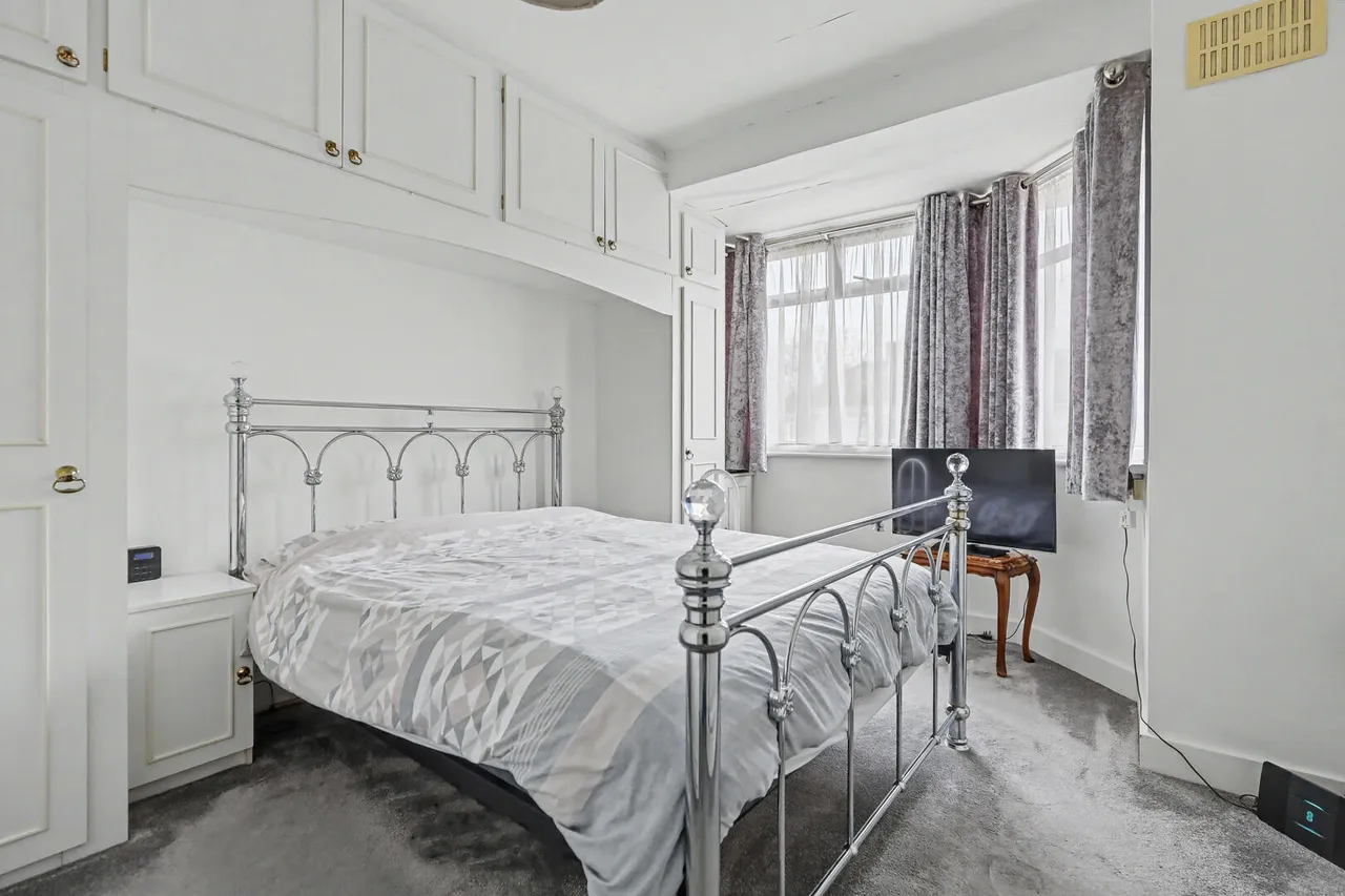 Lombard Avenue, Enfield, EN3, photo 14