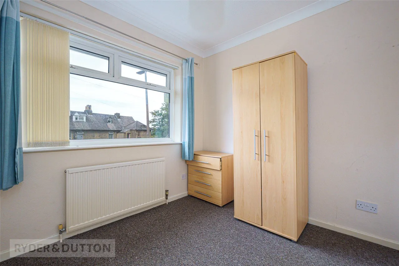 St. Johns Drive, Birkby, HD1, photo 12
