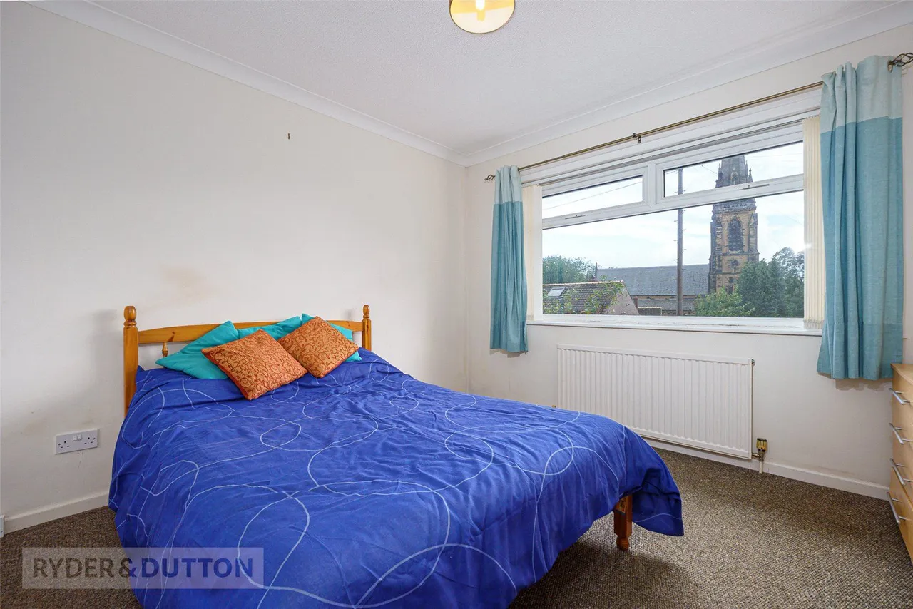 St. Johns Drive, Birkby, HD1, photo 9