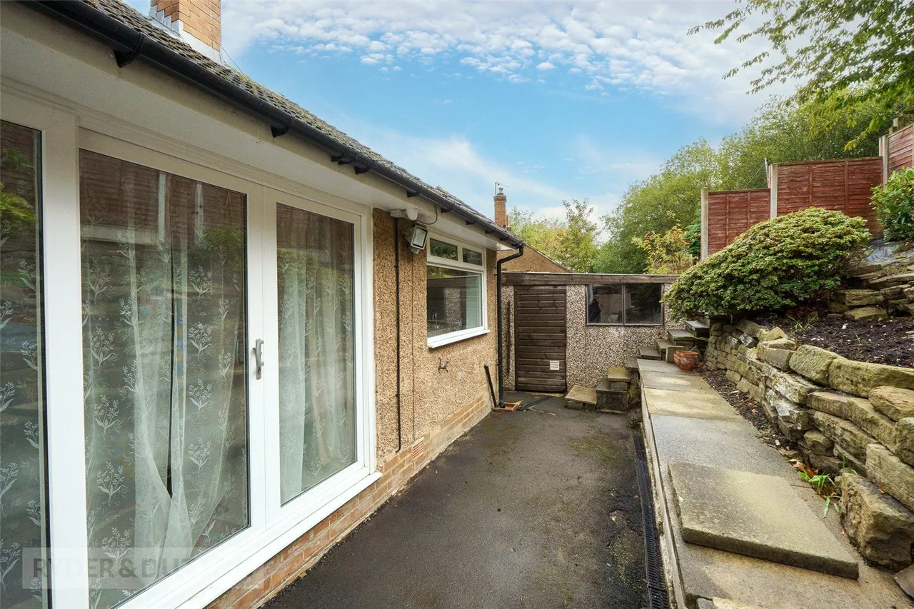 St. Johns Drive, Birkby, HD1, photo 17