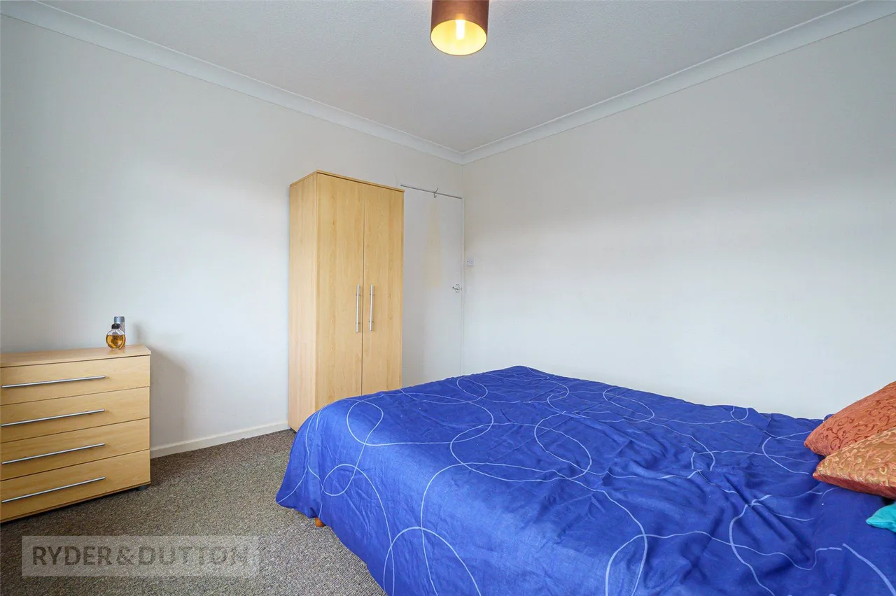 St. Johns Drive, Birkby, HD1, photo 10