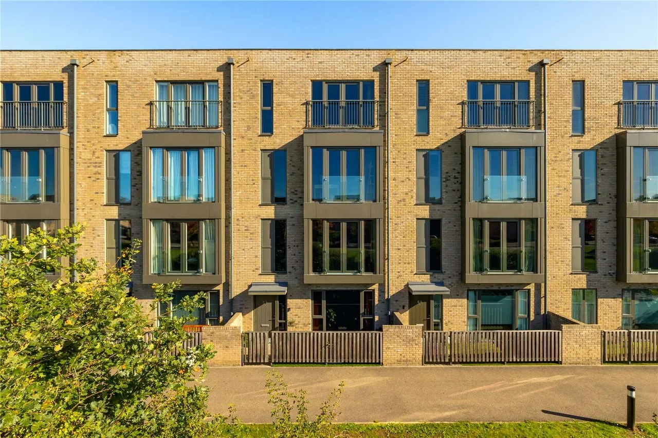 5 bed house for sale — Clay Farm Drive, Trumpington, Cambridge, Cambridgeshire, CB2 9BX