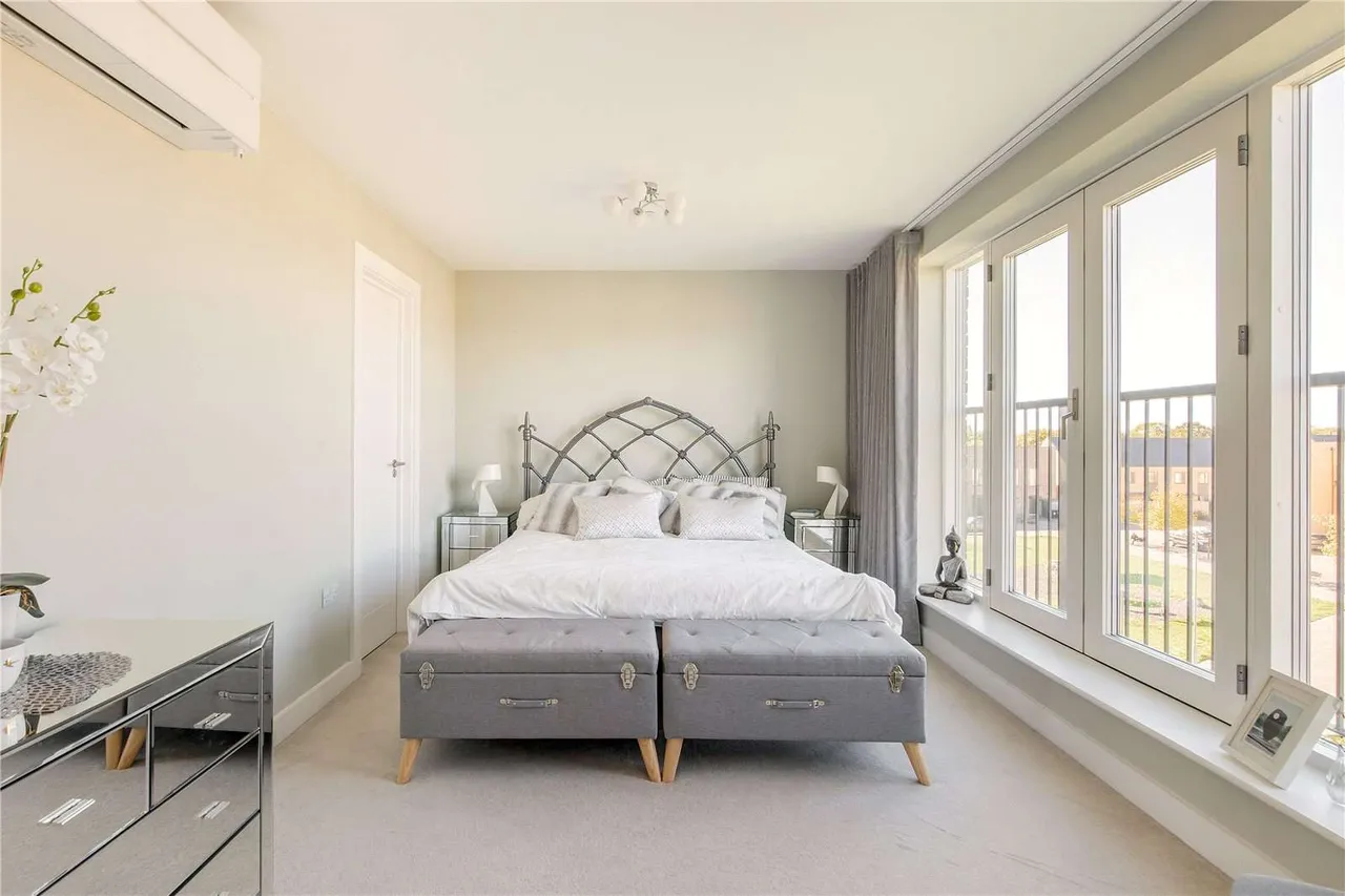 Clay Farm Drive, Trumpington, Cambridge, Cambridgeshire, CB2 9BX, photo 9