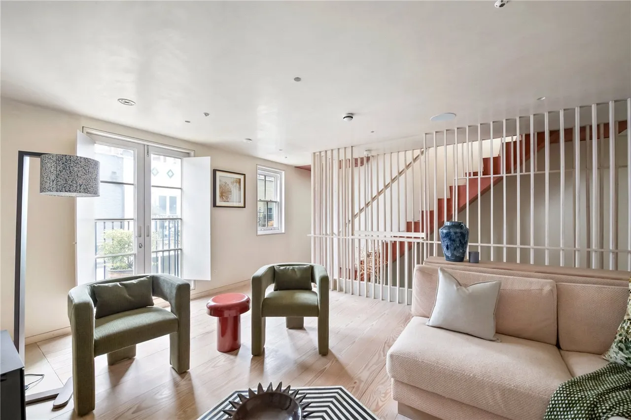 St Lukes Mews, London, W11, photo 10