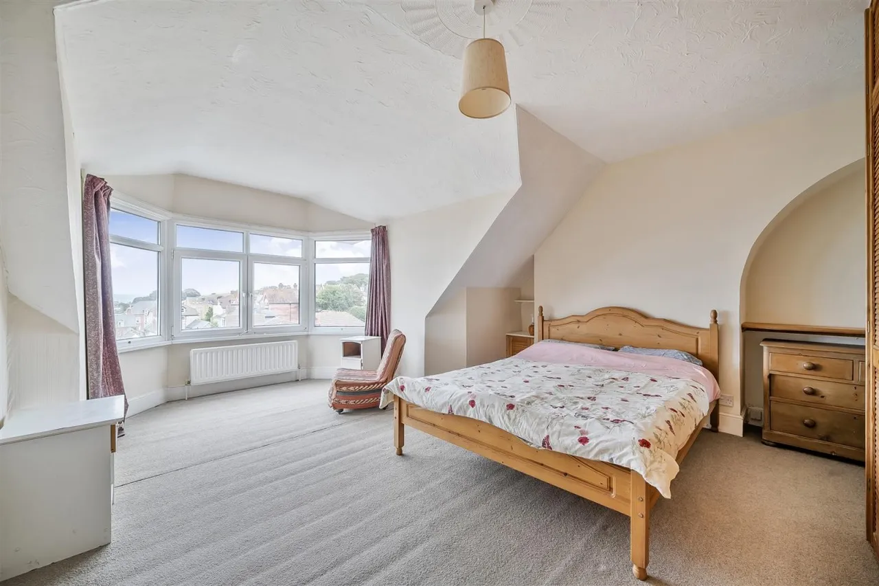 Cluny Crescent, Swanage, BH19, photo 12