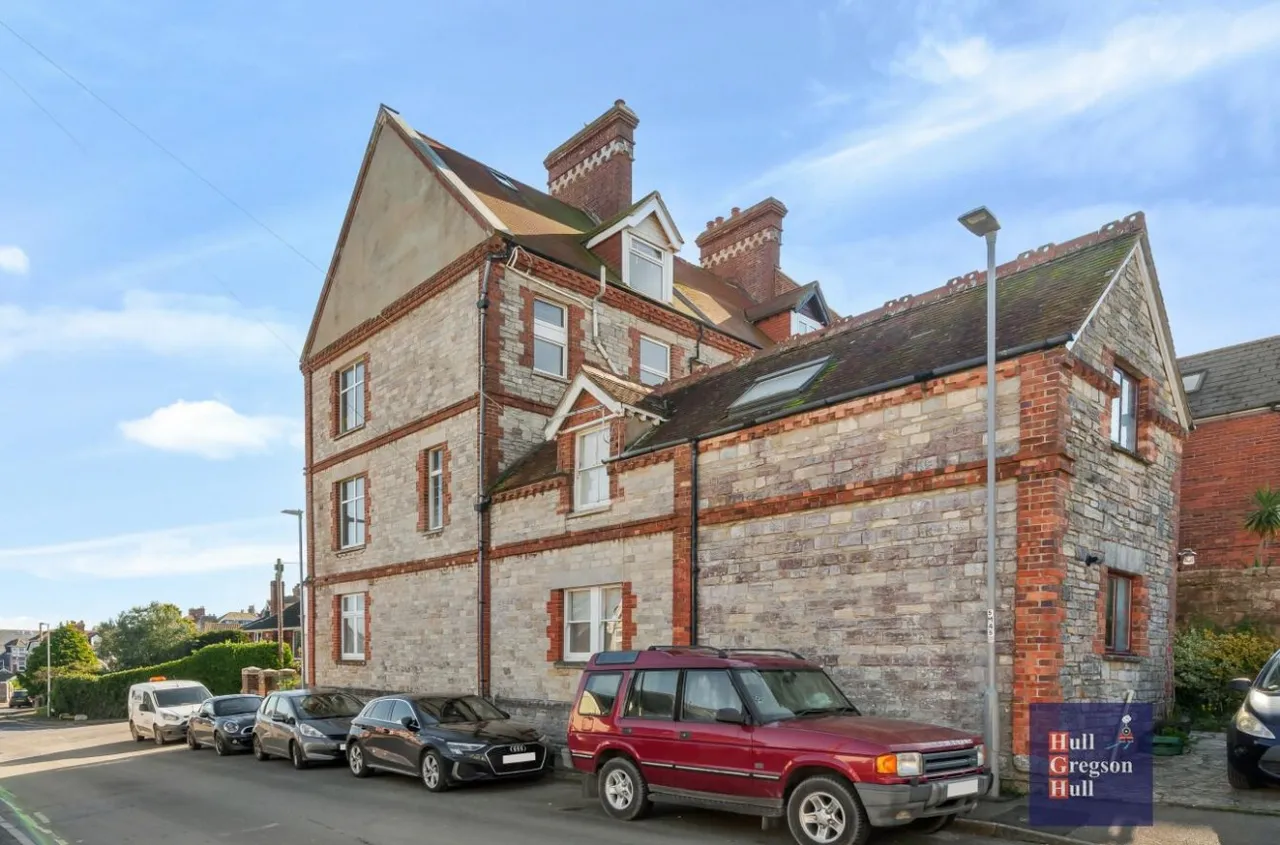 Cluny Crescent, Swanage, BH19, photo 16