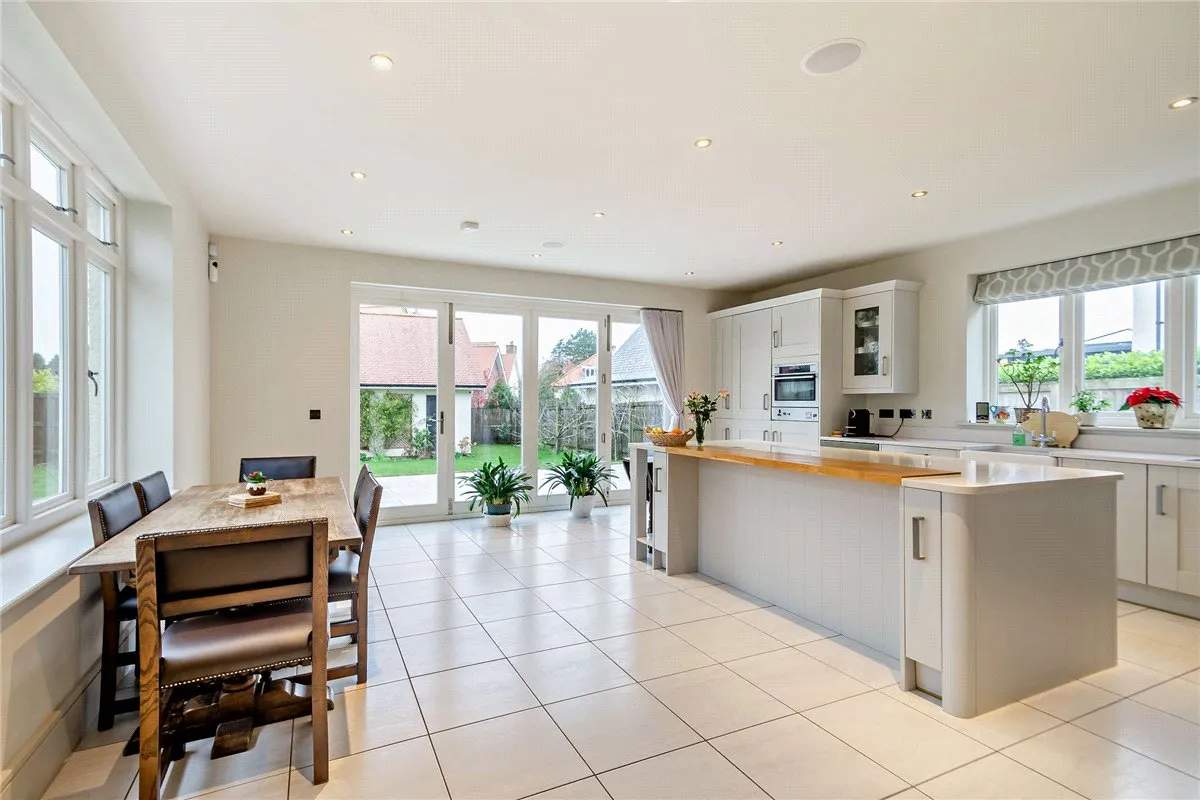 Sussex Avenue, Harrogate, HG1, photo 5