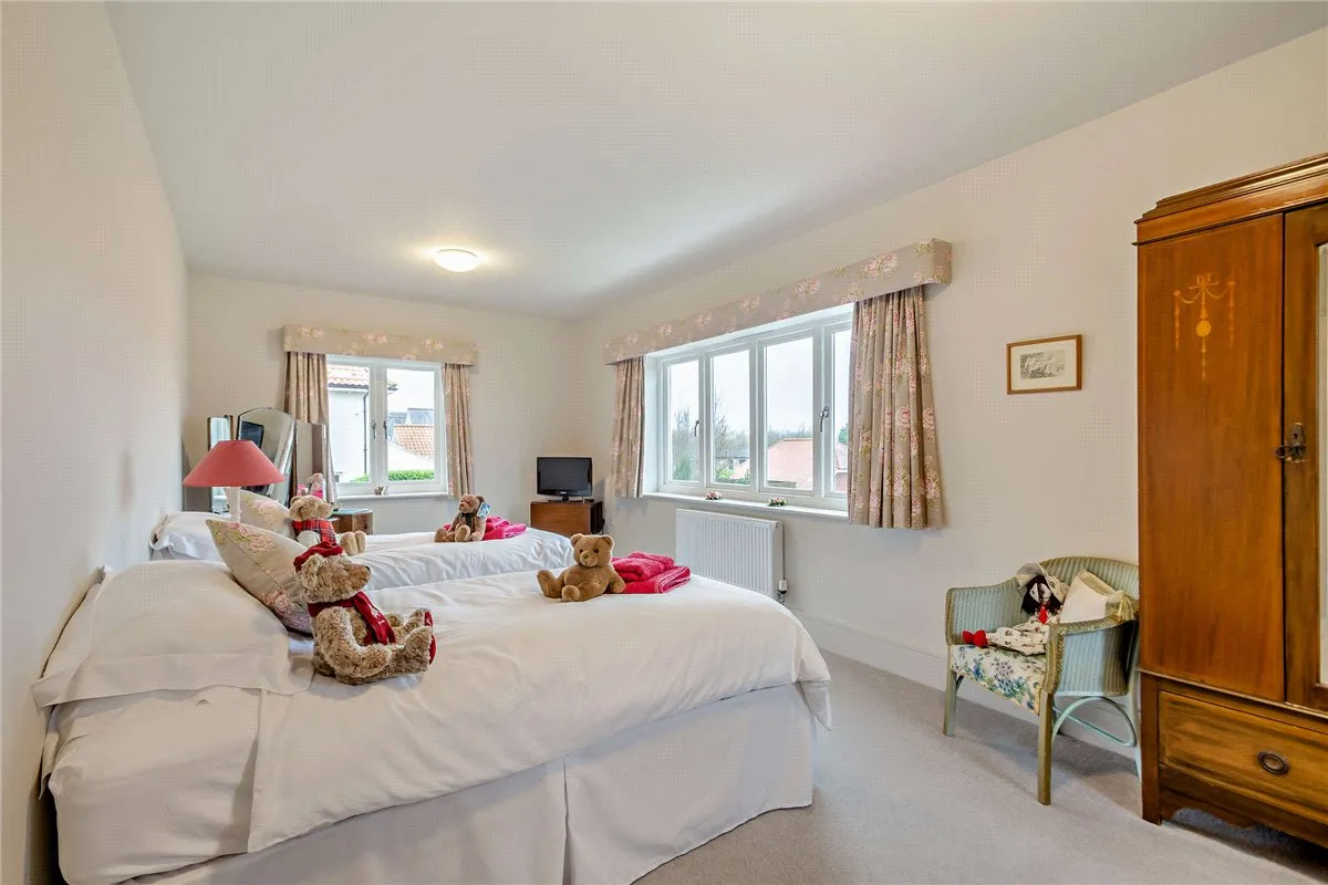 Sussex Avenue, Harrogate, HG1, photo 13