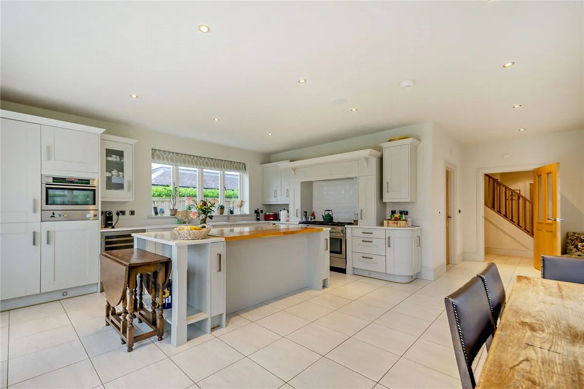 Sussex Avenue, Harrogate, HG1, photo 3