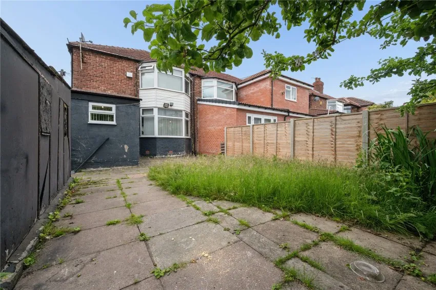 Avonlea Drive, Burnage, photo 11
