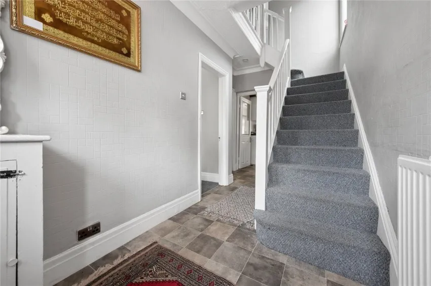 Avonlea Drive, Burnage, photo 13
