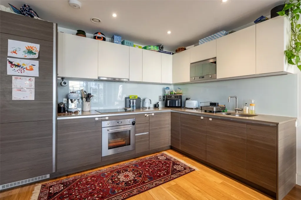 Silverworks Close, Colindale, NW9, photo 10