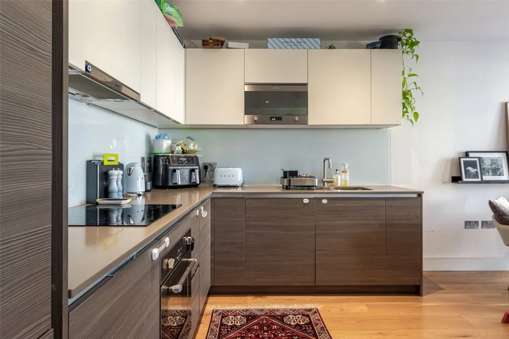 Silverworks Close, Colindale, NW9, photo 9