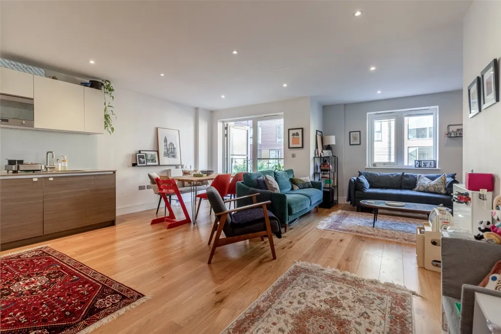 Silverworks Close, Colindale, NW9, photo 7