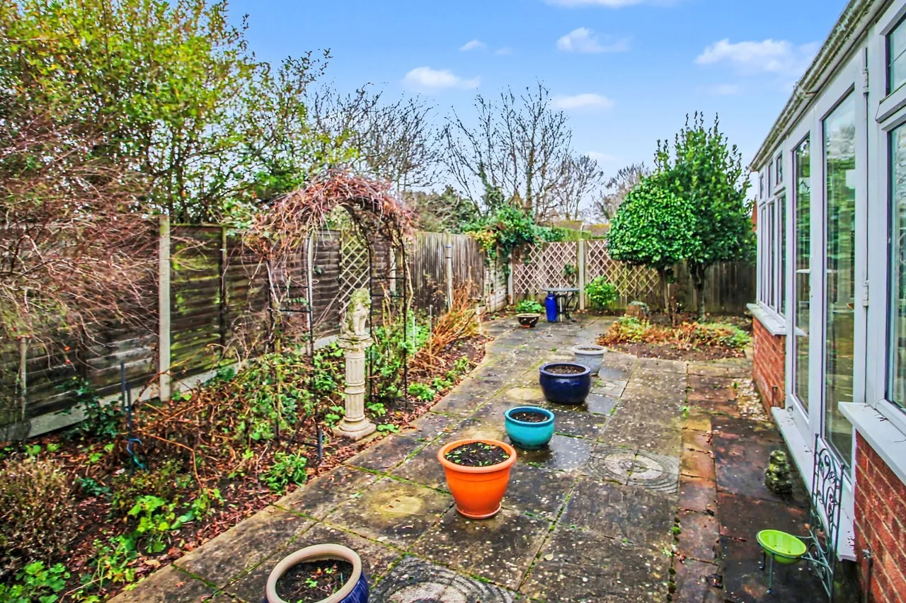 Detached Bungalow, Close to Holt Town, photo 10