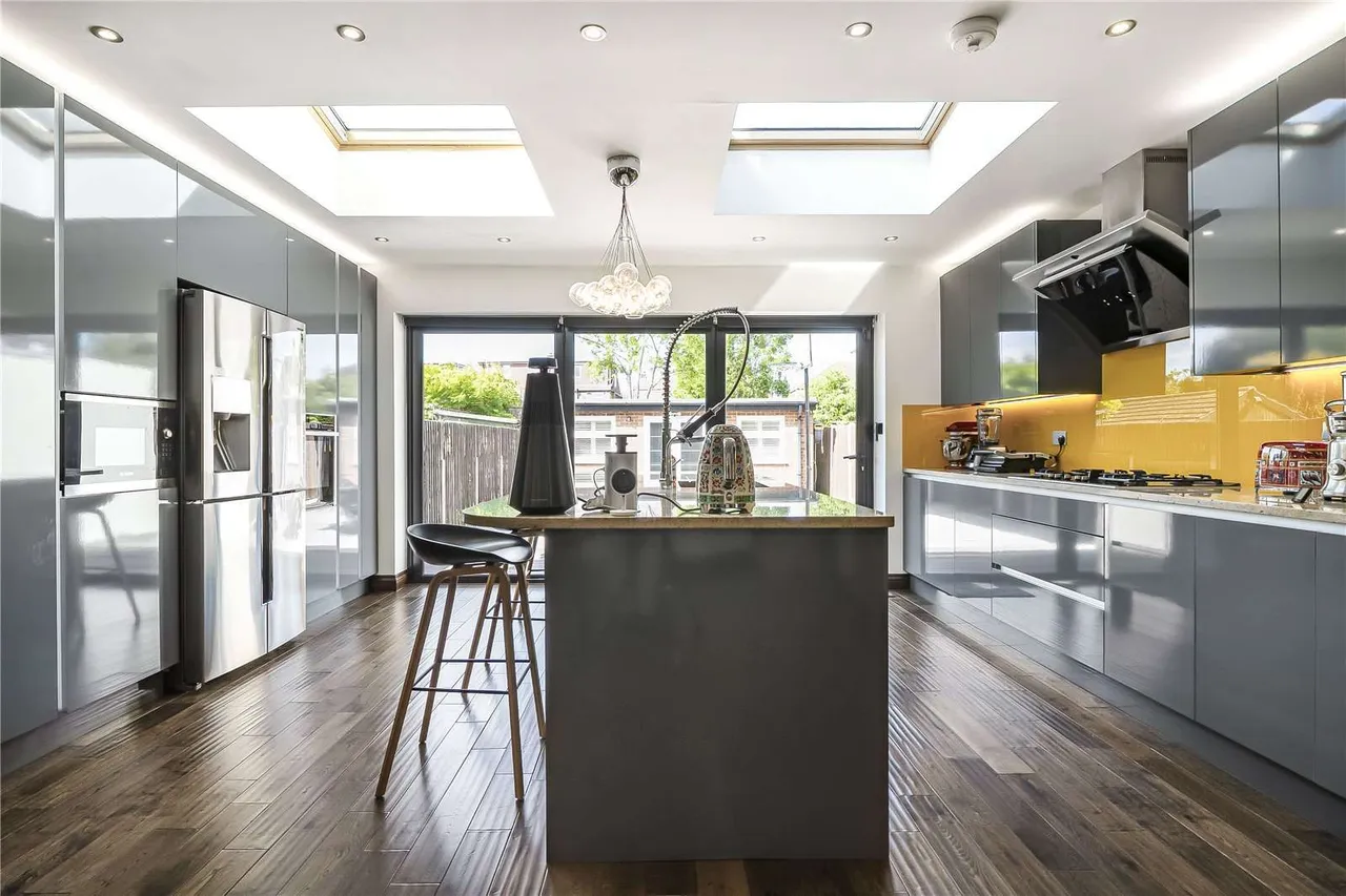 Talma Gardens, Twickenham, TW2 7RD, photo 5