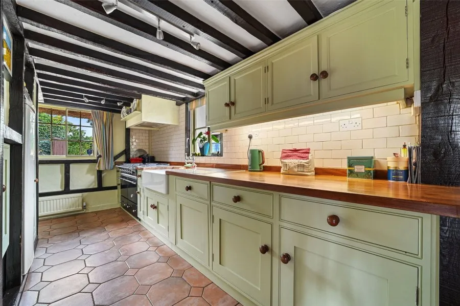 with 5 bedrooms in Barkway, Nr Royston, SG8, photo 8