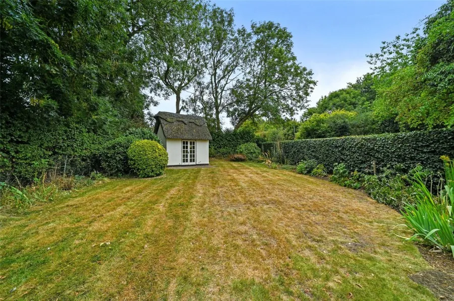 with 5 bedrooms in Barkway, Nr Royston, SG8, photo 19