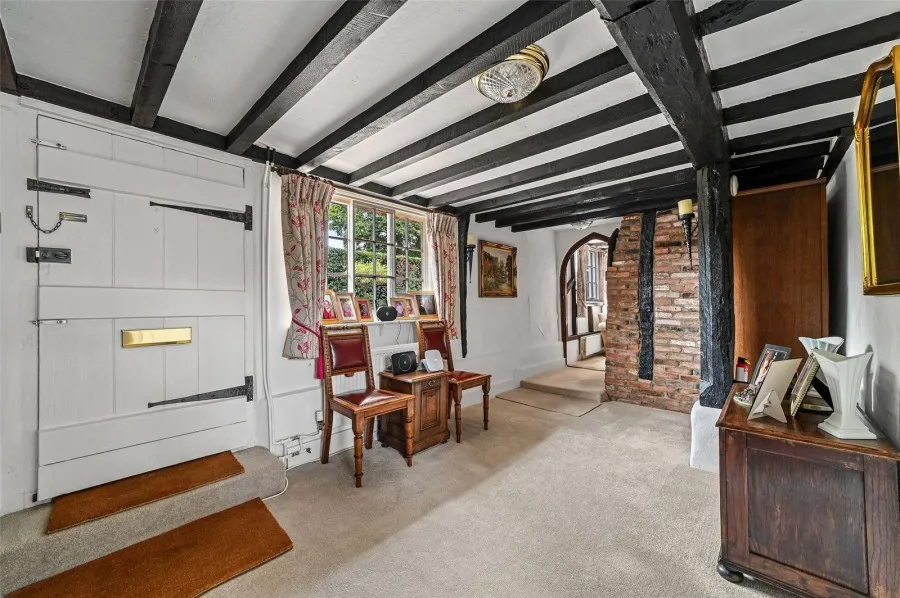 with 5 bedrooms in Barkway, Nr Royston, SG8, photo 5