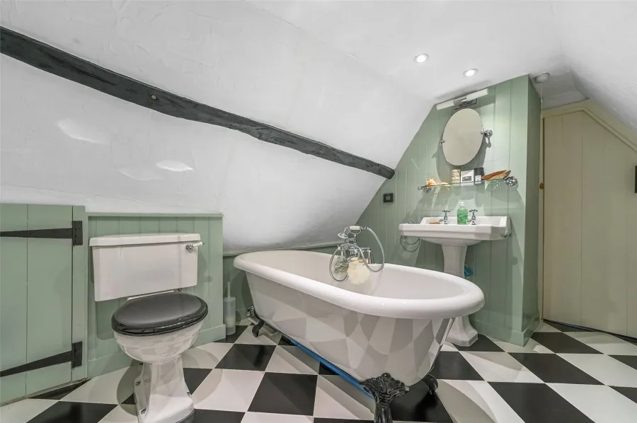 with 5 bedrooms in Barkway, Nr Royston, SG8, photo 10