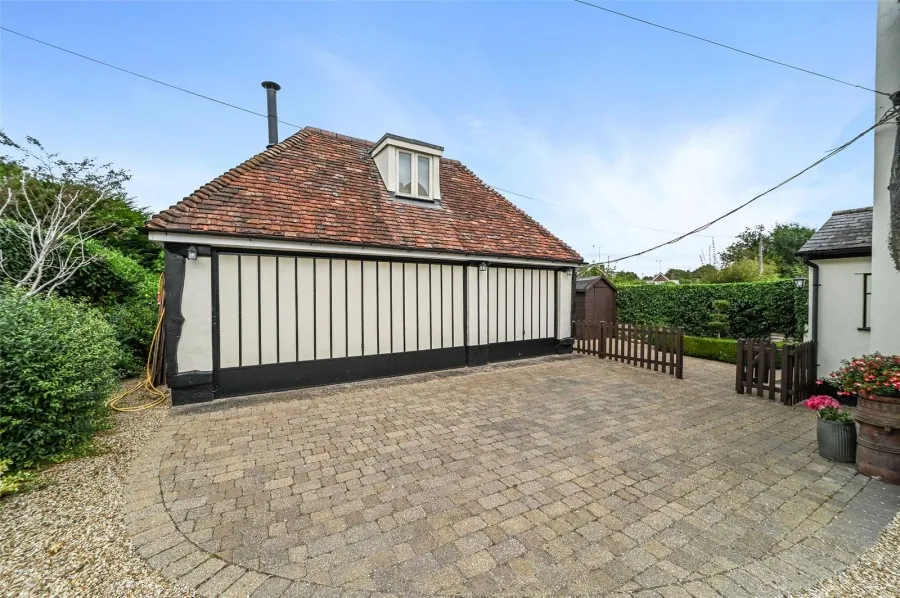 with 5 bedrooms in Barkway, Nr Royston, SG8, photo 17
