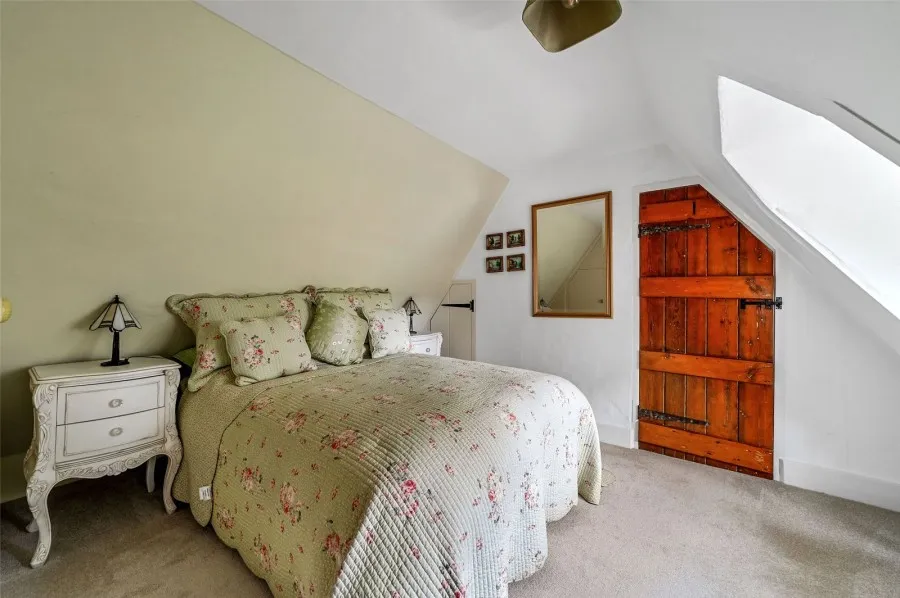 with 5 bedrooms in Barkway, Nr Royston, SG8, photo 13