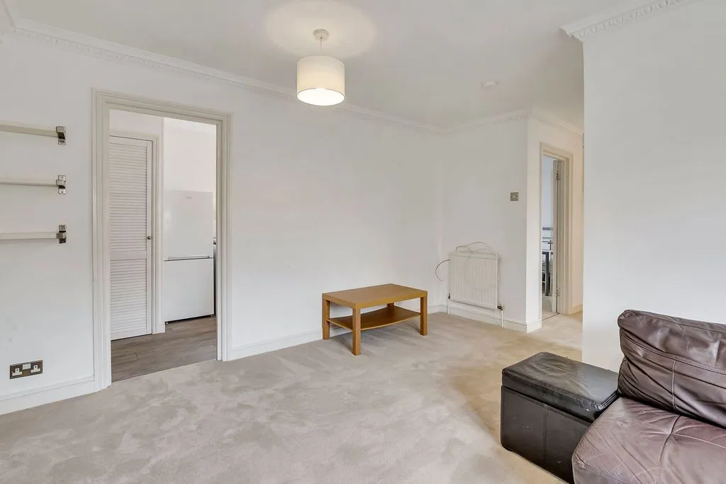 Drewstead Road, Streatham, SW16, photo 11