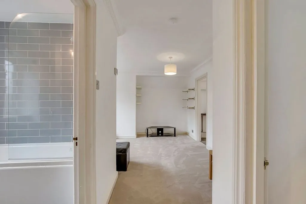Drewstead Road, Streatham, SW16, photo 12
