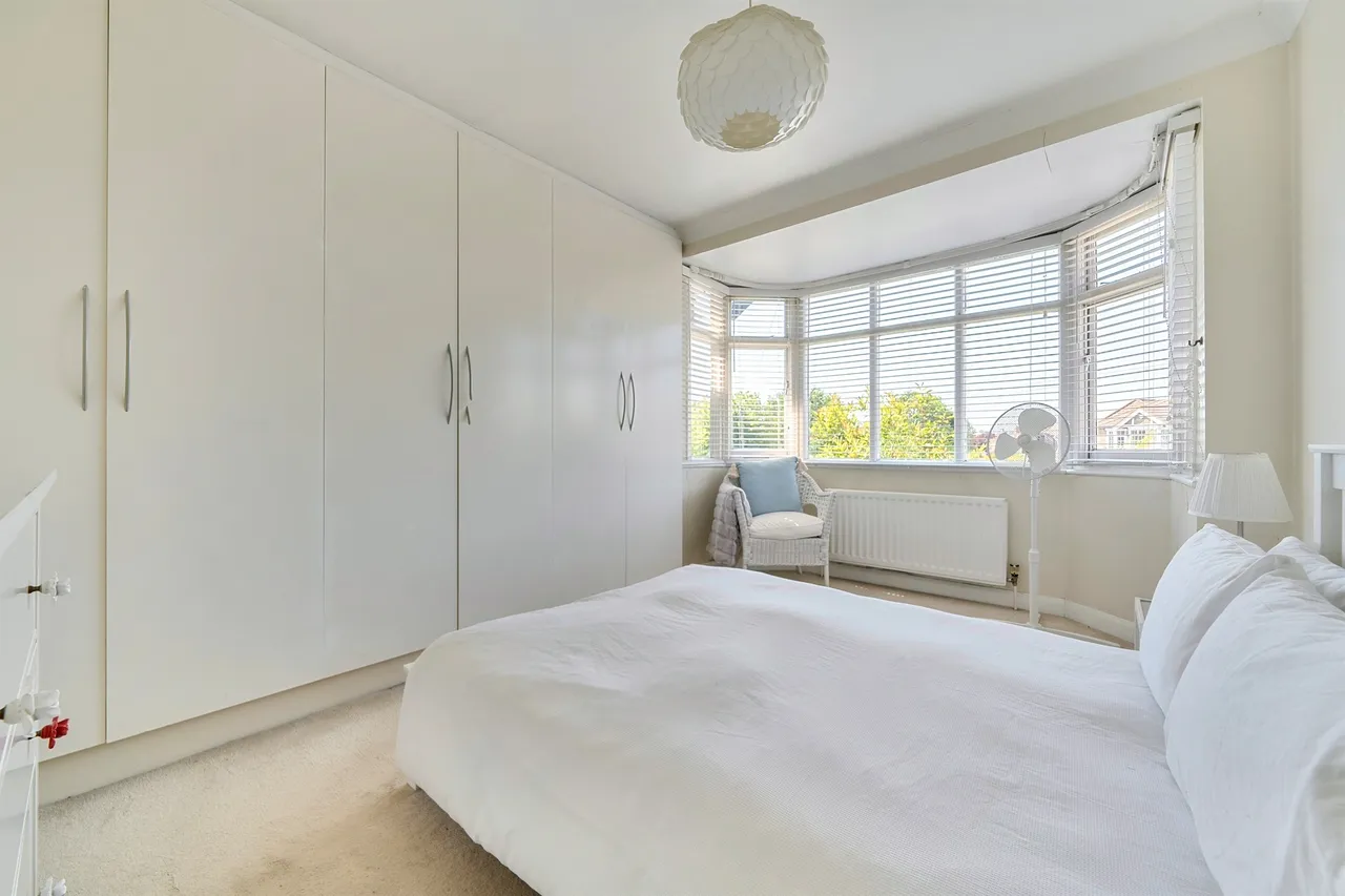 Willow Road, Enfield, photo 8