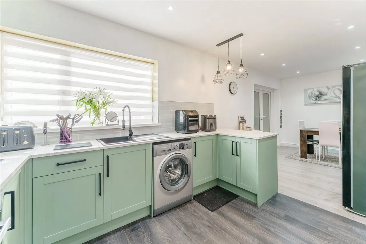 Ings Walk, South Kirkby, WF9, photo 7