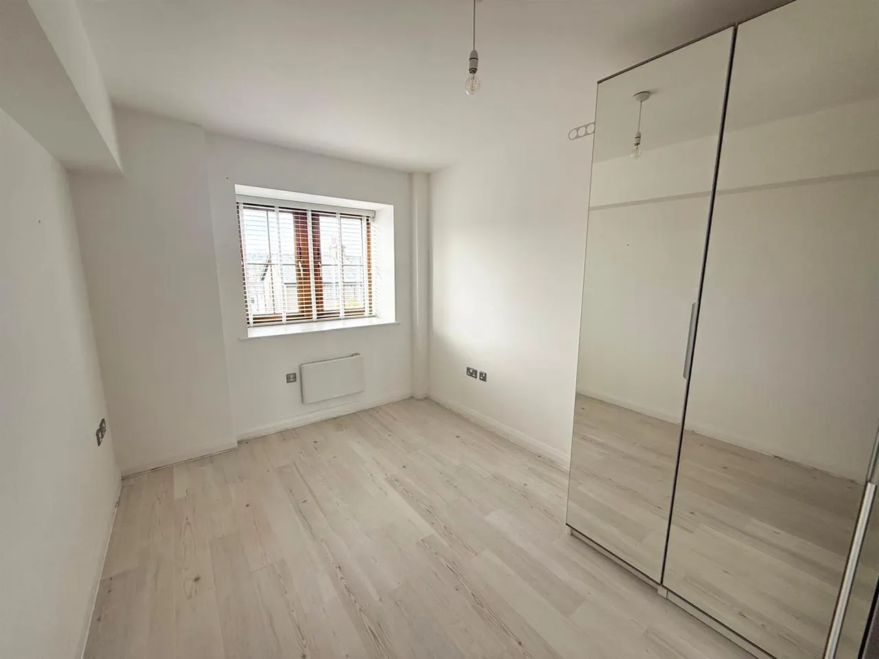 Canal Road, Riddlesden, BD20 5AG, photo 7