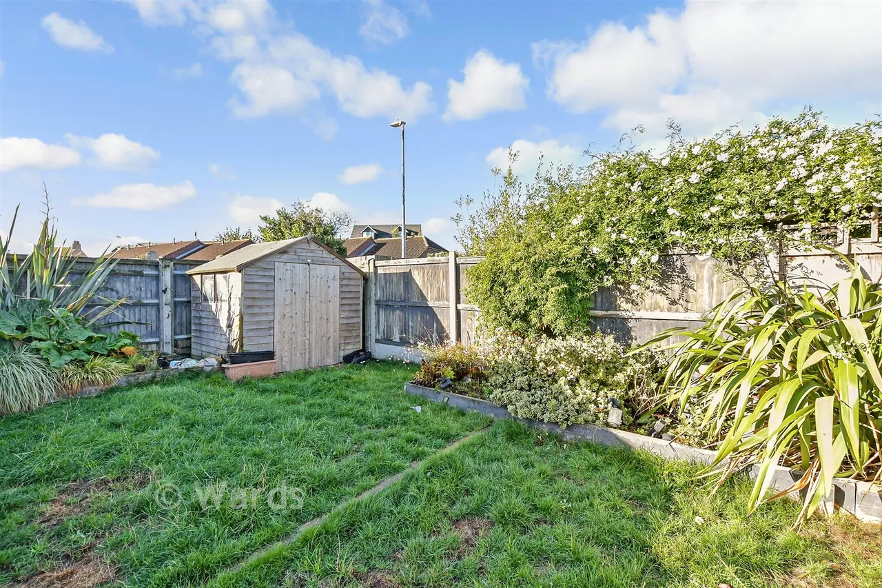 St. Andrew's Close, Margate, CT9, photo 11
