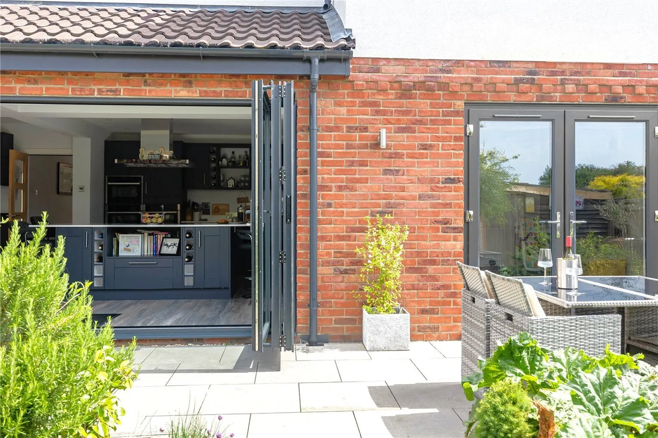 Blounts Court Road, Sonning Common, RG4, photo 24