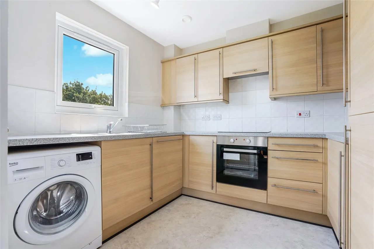 East Greenlees Gardens, Cambuslang, Lanarkshire, G72, photo 13