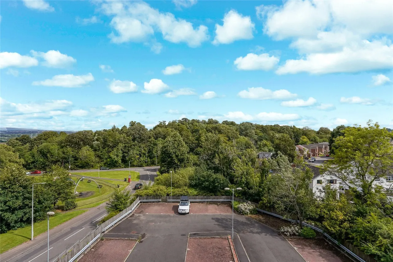 East Greenlees Gardens, Cambuslang, Lanarkshire, G72, photo 10