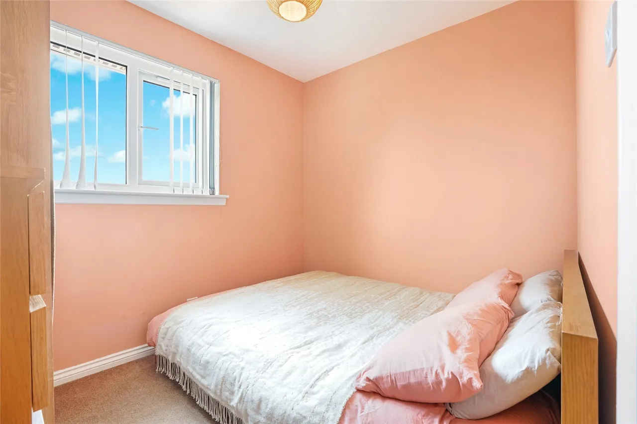 East Greenlees Gardens, Cambuslang, Lanarkshire, G72, photo 19