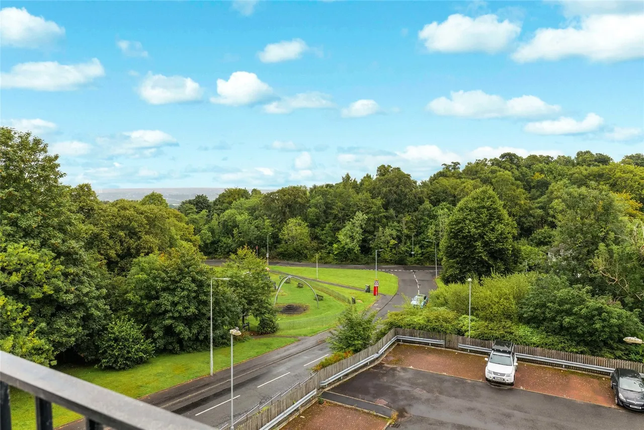 East Greenlees Gardens, Cambuslang, Lanarkshire, G72, photo 23