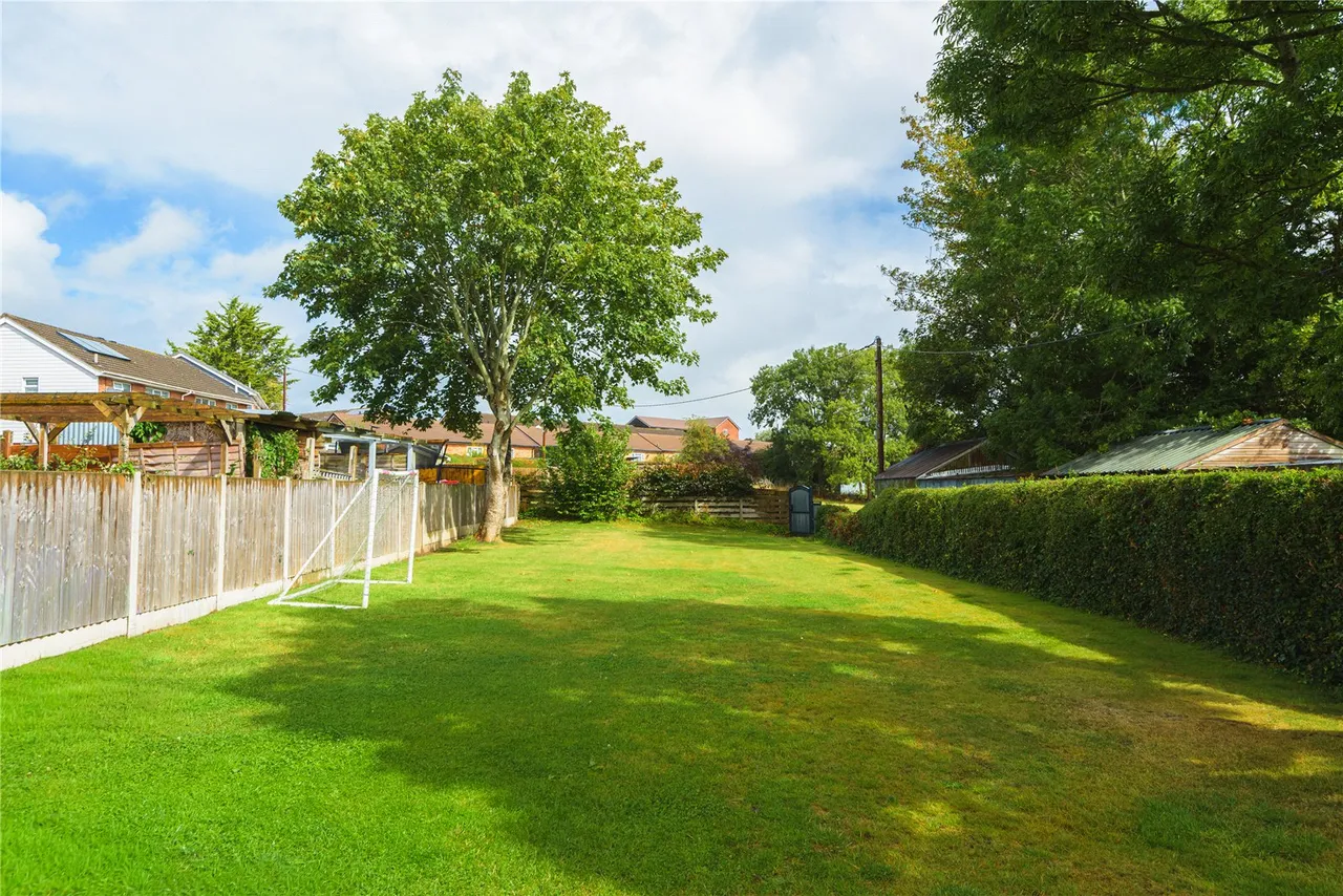 Manthrig Lane, Caersws, Powys, SY17 5EU, photo 24