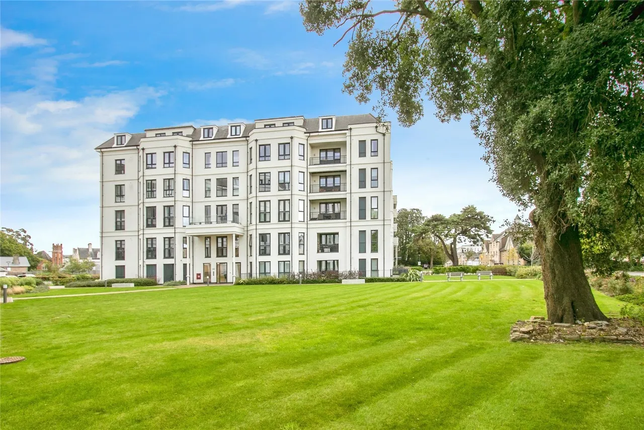 West Cliff Road, Bournemouth, BH2, photo 17