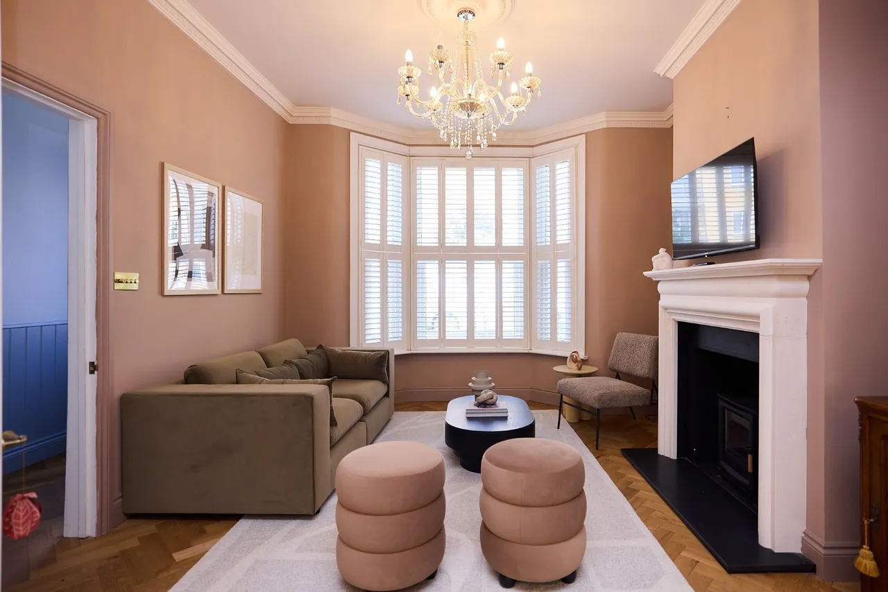 3 bed house to rent, Naylor Road, London, SE15