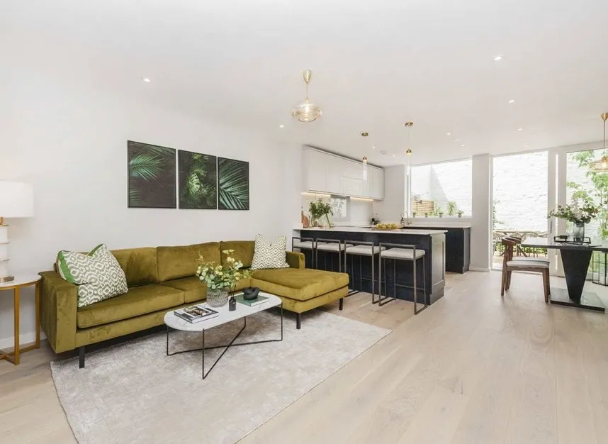 Knights Hill, West Norwood, SE27, photo 2