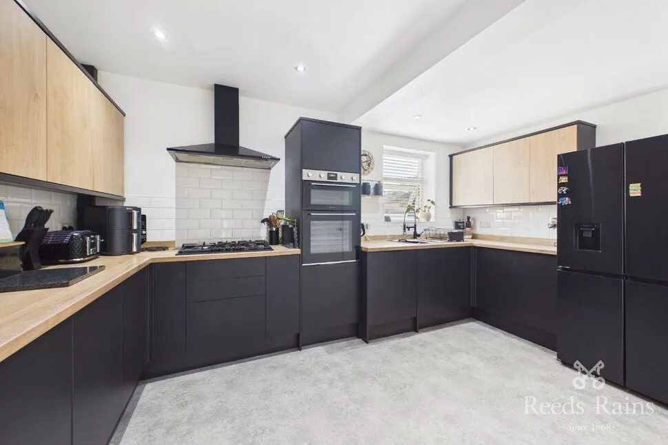 Lynton Walk, Rhyl, LL18, photo 9