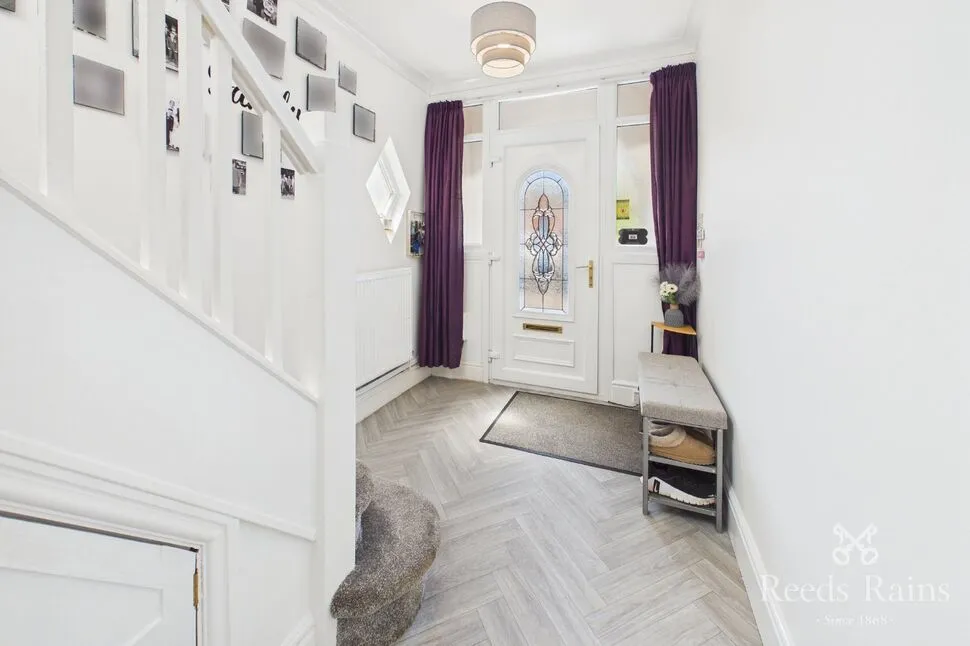 Lynton Walk, Rhyl, LL18, photo 13